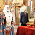 Rusya Tarihi Prens Dmitri Donskoy Kalıntılarını Ukraynadaki Askeri Birliklere Gönderdi